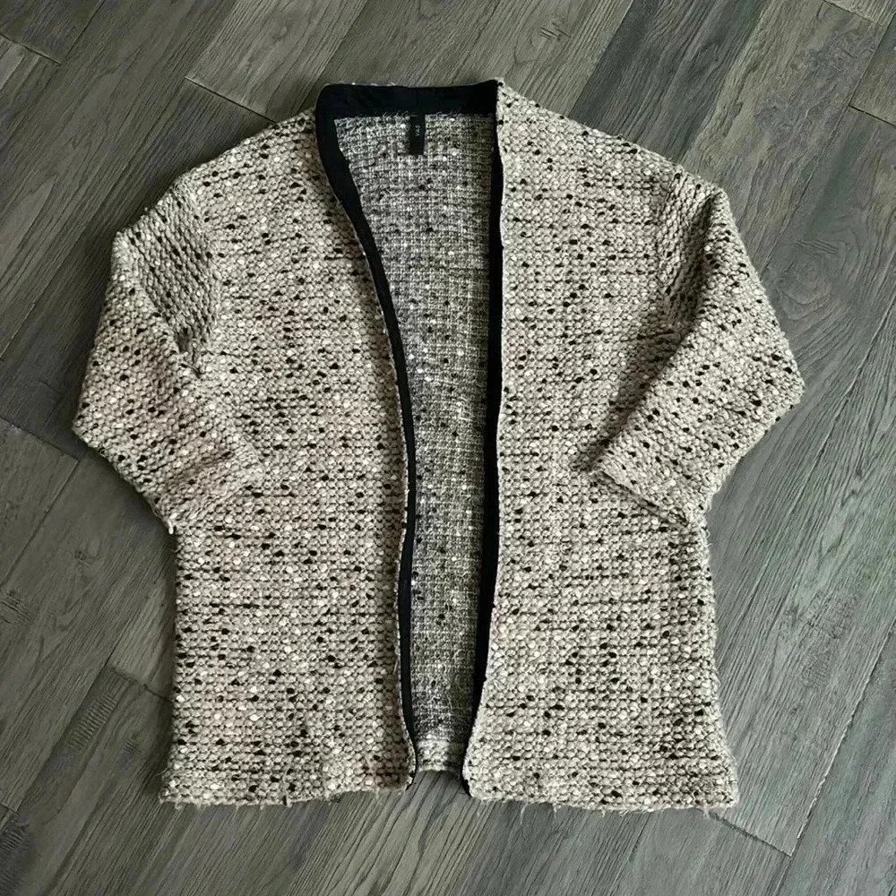 🔥Y.A.S.🔥 | Nude, black and white speckled wool blend  knit cardigan